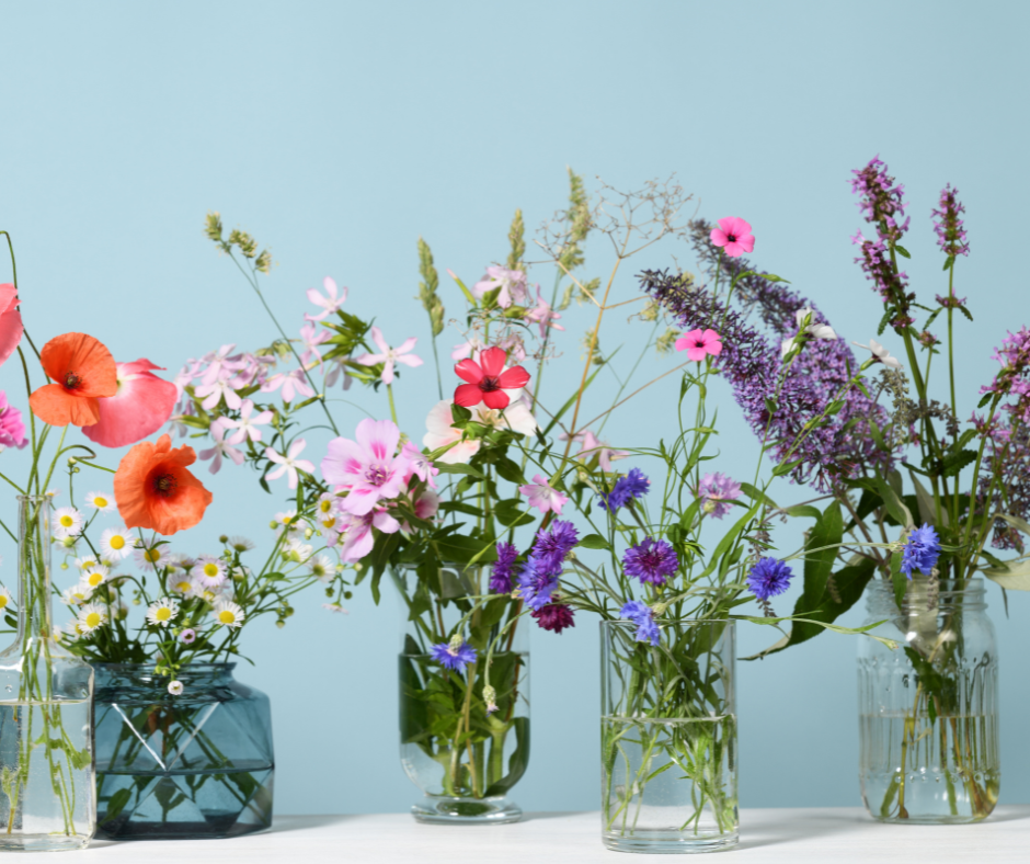 Perennial Blooms: The Secret to Stunning Cut Flower Arrangements All Year Round!